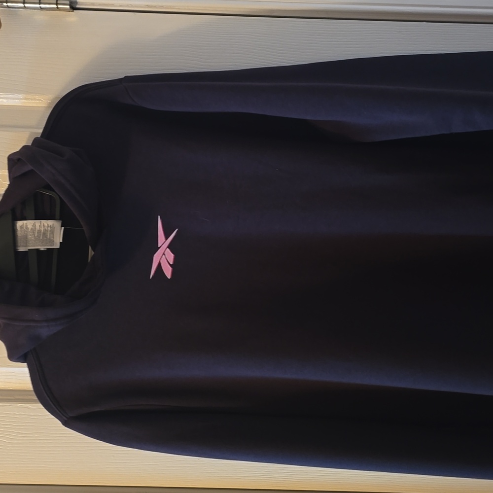 REEBOK SIGNATURE BRAND WOMEN'S BLACK PULLOVER HOODIE SIZE SMALL